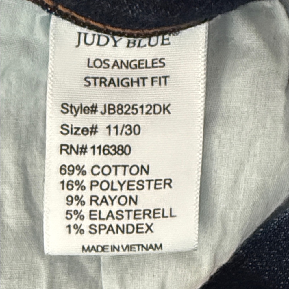 Judy Blue 11/30 straight fit dark wash jeans 👖 - Picture 4 of 9